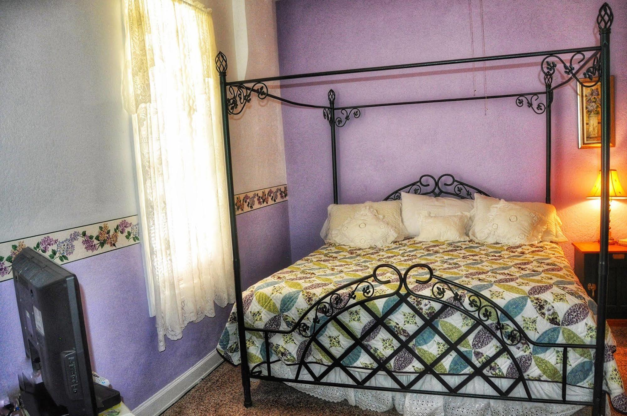 La Plaza Historic Hotel & Restaurant วาลเซนเบิร์ก ภายนอก รูปภาพ